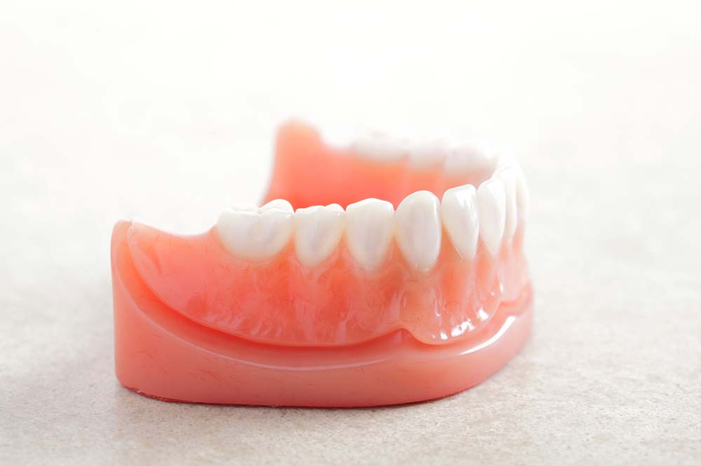 Prothèse dentaire amovible à dentiste et Cie